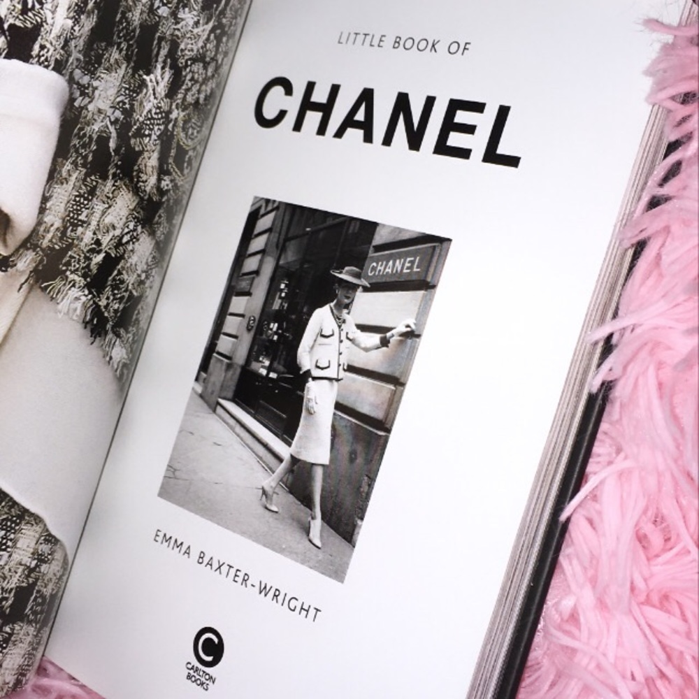 LITTLE BOOK OF CHANEL with cute bow